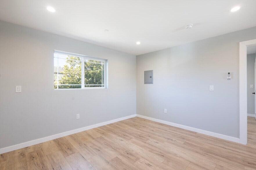 More Photos Of 3468 W 71st St, Los Angeles Apartments For Sale