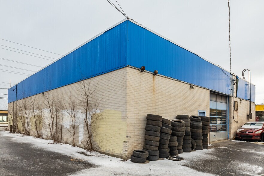 More Photos Of 1608 Merivale Rd, Ottawa General Retail For Sale