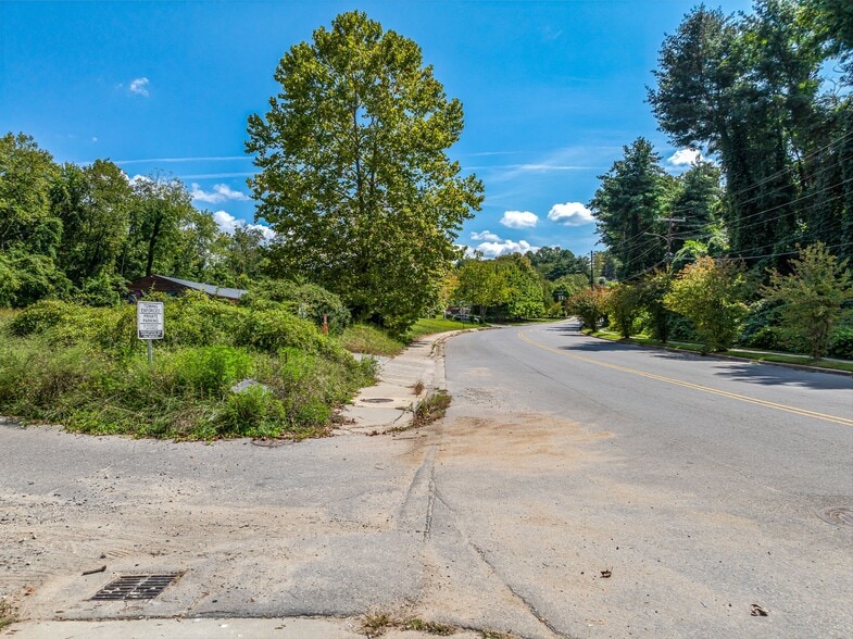 More Photos Of 410 Depot St, Asheville Land For Sale