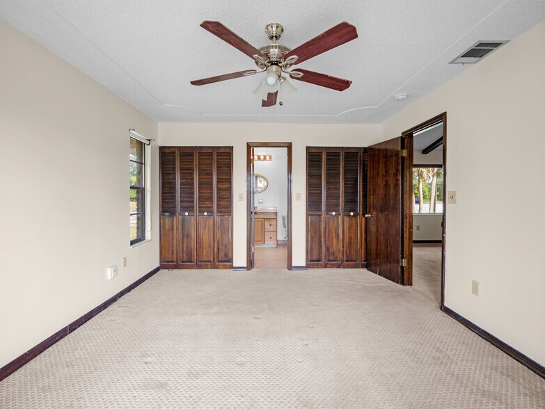 More Photos Of 6070 Minton Rd NW, Palm Bay Office For Sale