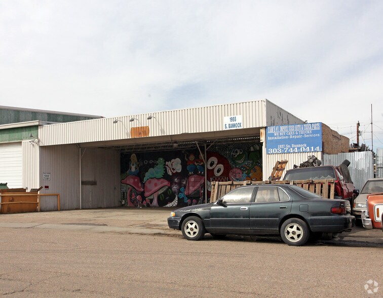 More Photos Of 1937 S Bannock St, Denver Warehouse For Lease