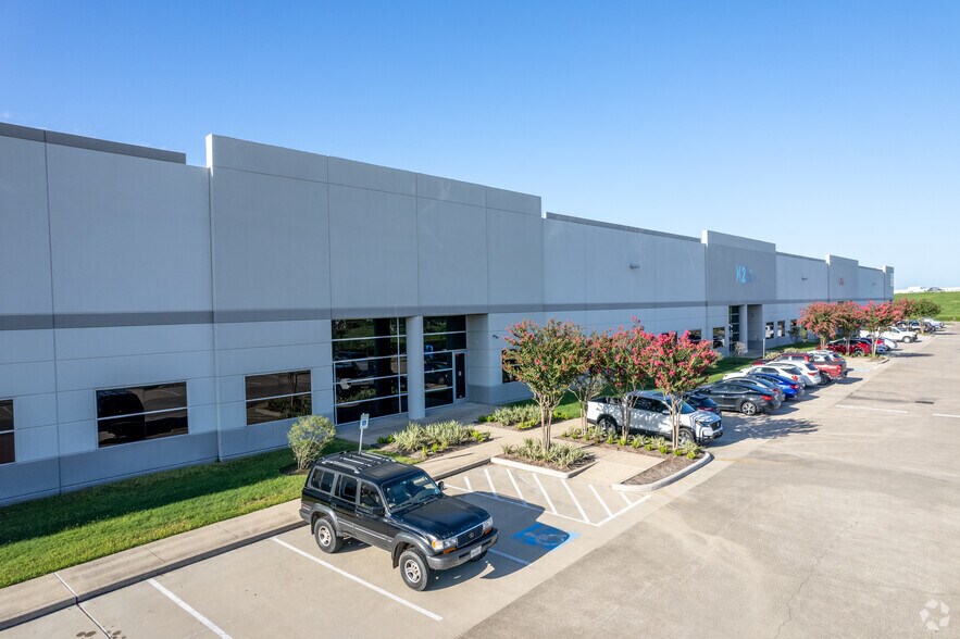More Photos Of 2710 Reed Rd, Houston Distribution For Lease