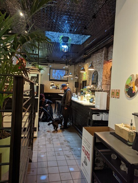 More Photos Of 111-119 Ingraham St, Brooklyn Manufacturing For Lease