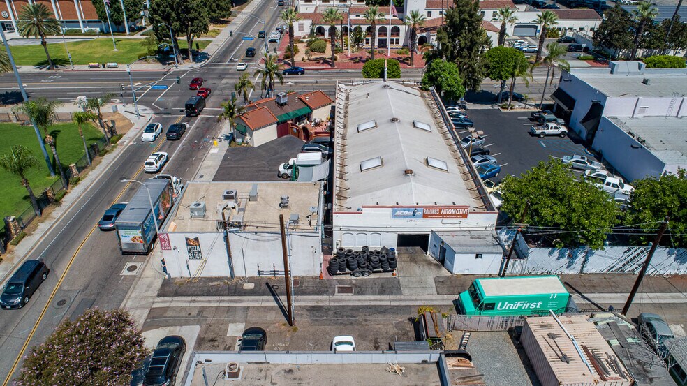 More Photos Of 242 W Commonwealth Ave, Fullerton Auto Repair For Sale