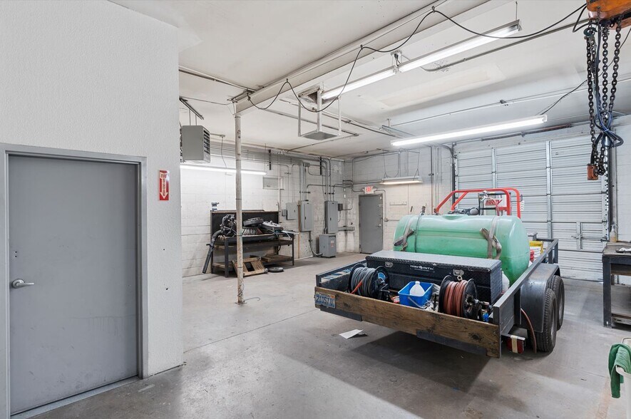 More Photos Of 3430 S Decatur Blvd, Las Vegas Service For Lease