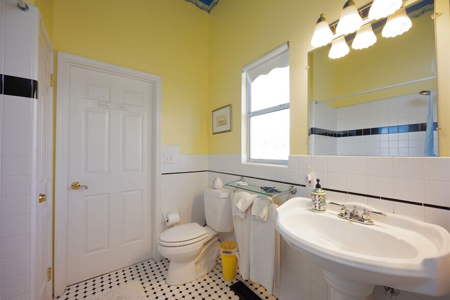 More Photos Of 393 Stage Rd, Pescadero Hospitality For Sale