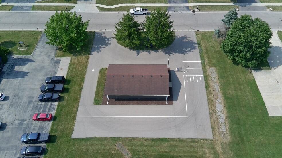 More Photos Of 1609 Plainfield Ave, Janesville Storefront Retail Office For Lease