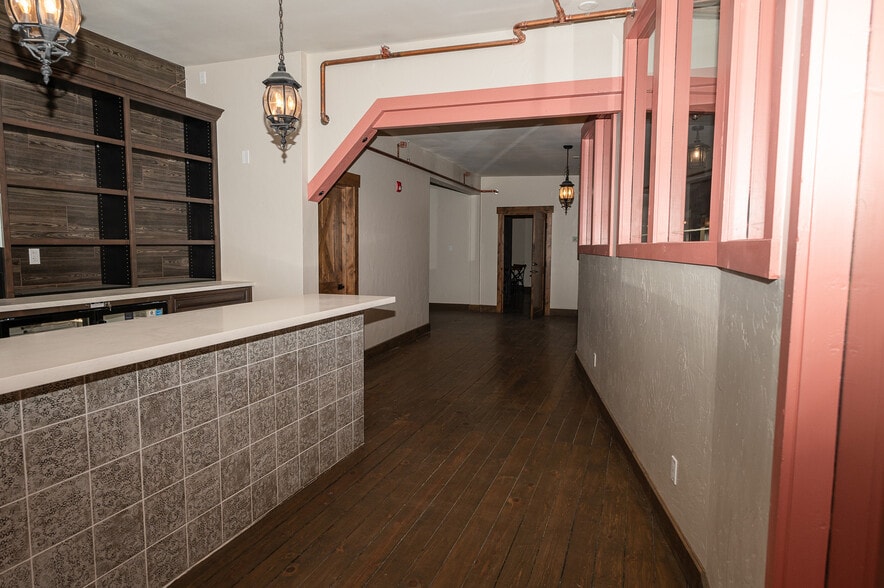 More Photos Of 5 N C St, Virginia City Restaurant For Lease