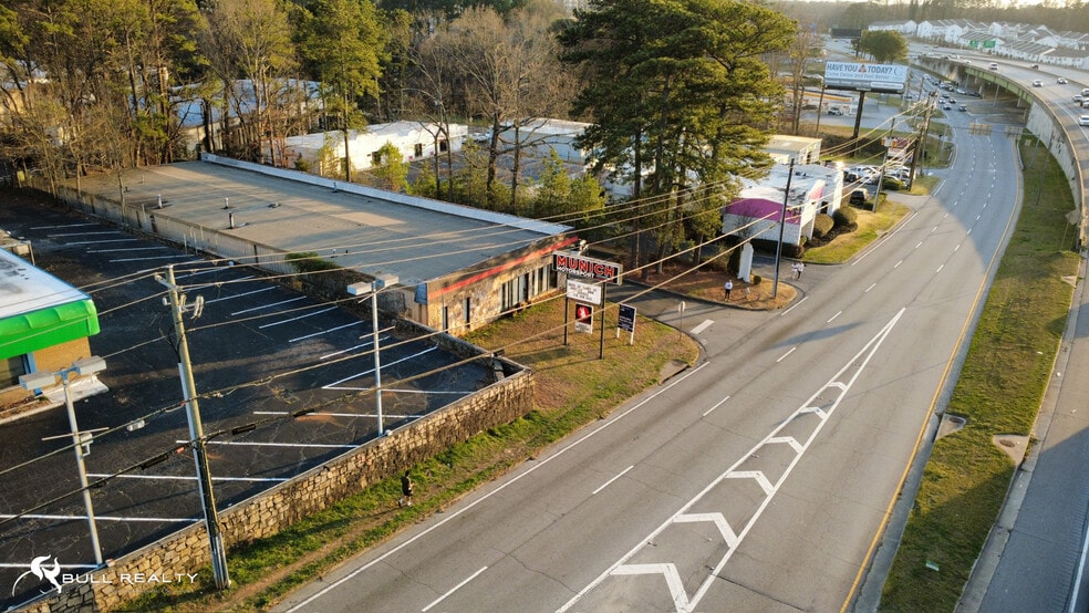 More Photos Of 6483 Peachtree Industrial Blvd, Atlanta General Retail For Sale