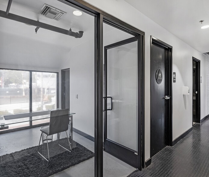 More Photos Of 464 N Fairfax Ave, Los Angeles Office For Sale