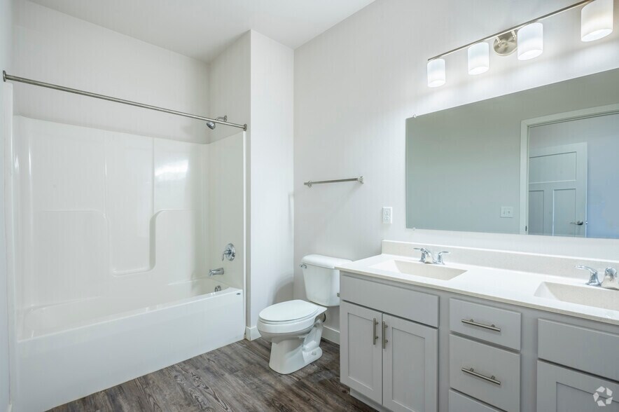 More Photos Of 2515 Gaston Rd, Cottage Grove Apartments For Lease