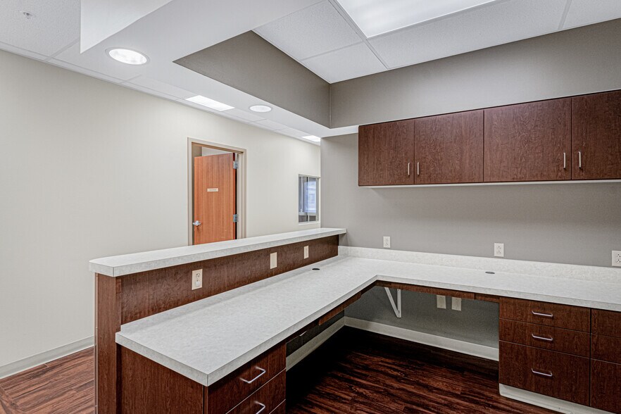 More Photos Of 6215 Humphreys Blvd, Memphis Medical For Lease