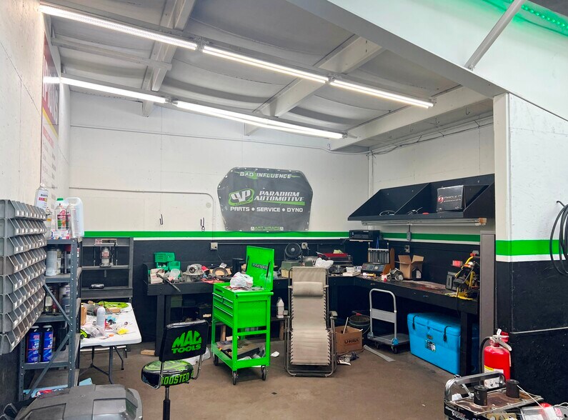 More Photos Of 8194 Fairview, Baxter Light Manufacturing For Sale