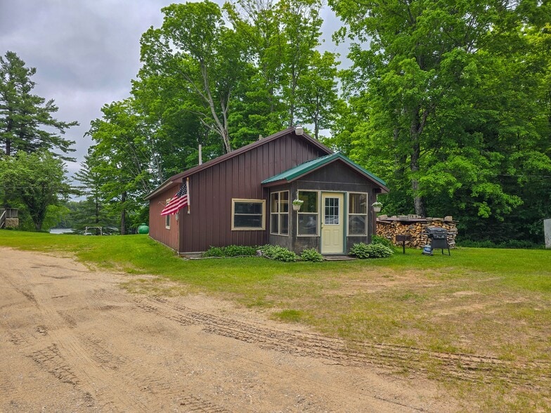 More Photos Of 16878 County Road 505, Newberry Hotel For Sale