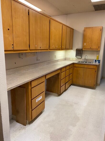 More Photos Of 866 Plumas St, Yuba City Medical For Lease