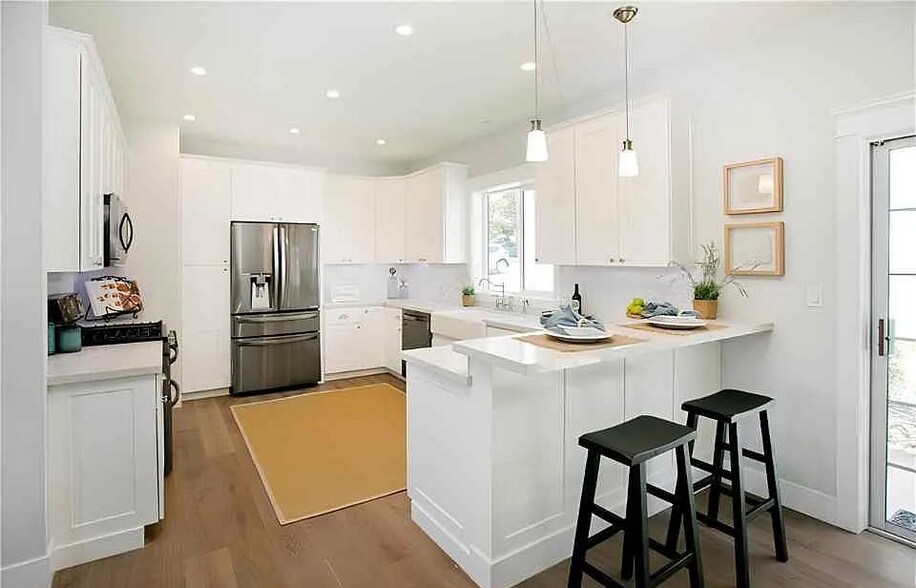 More Photos Of 456 Ocean View Ave, Hermosa Beach Apartments For Sale