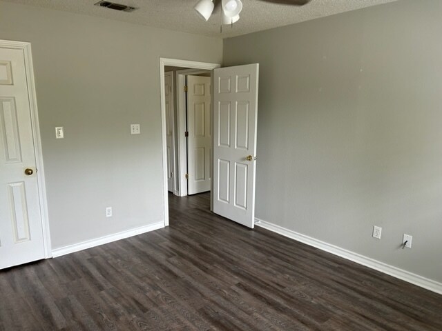 More Photos Of 701 Champion Pl, Texarkana Multifamily For Sale