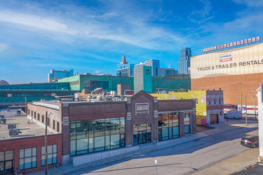 Primary Photo Of 1604 Locust St, Kansas City Office For Lease