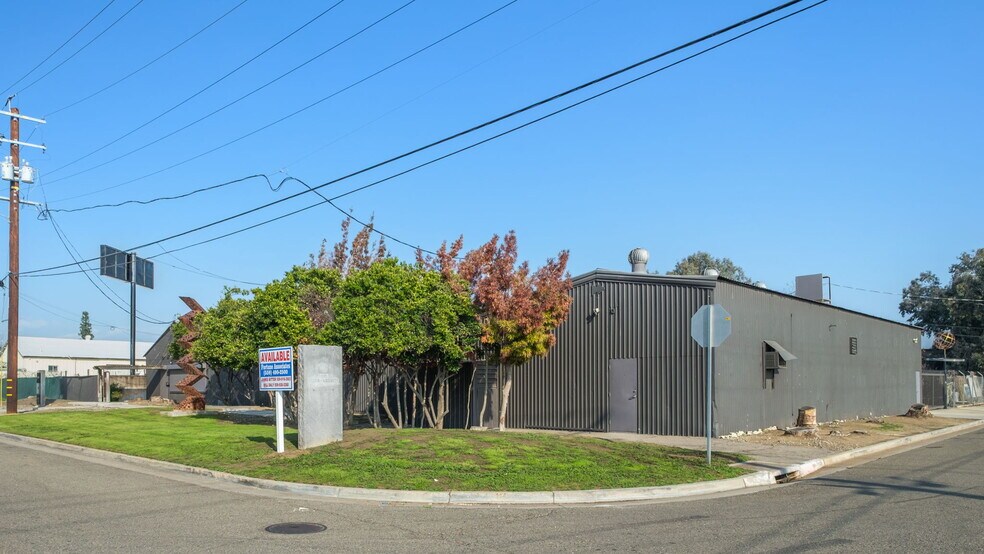 Primary Photo Of 1520-1528 N Sierra Vista Ave, Fresno Industrial For Sale