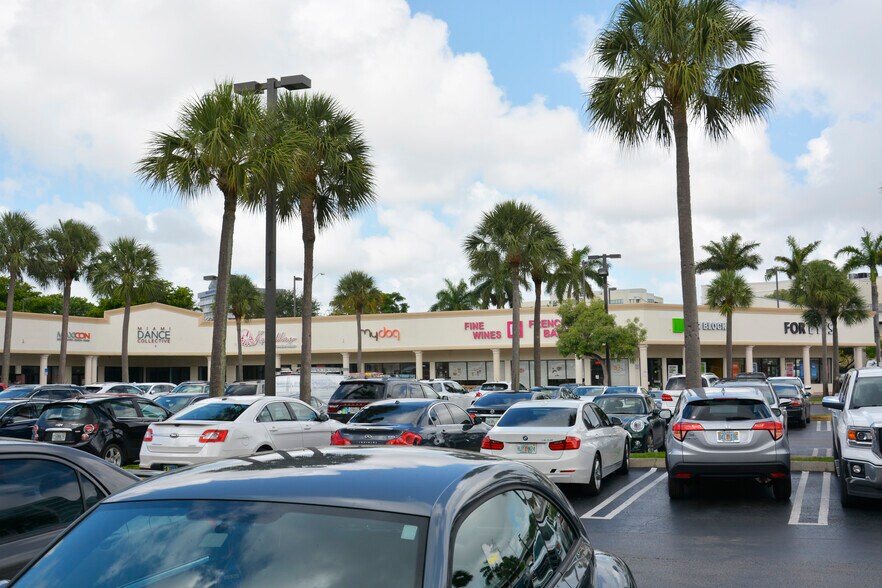 More Photos Of 9455-9569 S Dixie Hwy, Miami Unknown For Lease
