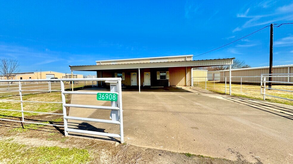 More Photos Of 36908 State Highway 64, Wills Point Multifamily For Sale