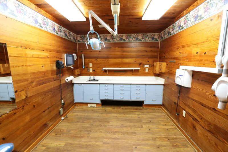 More Photos Of 111 W Wade Hampton Blvd, Greer Medical For Lease