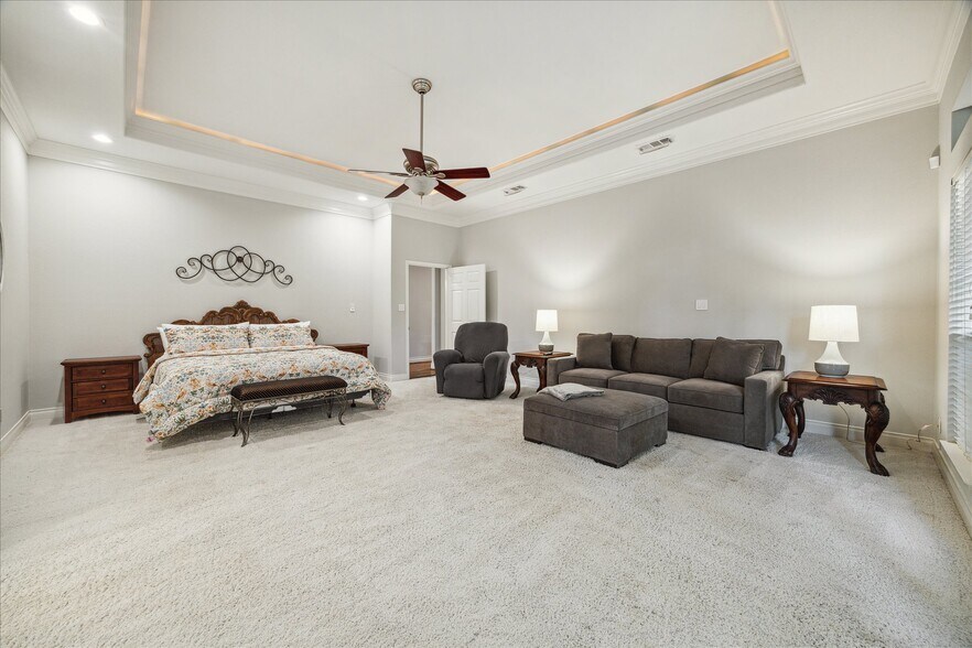 More Photos Of 8639 Bart Ln, Houston Office For Lease