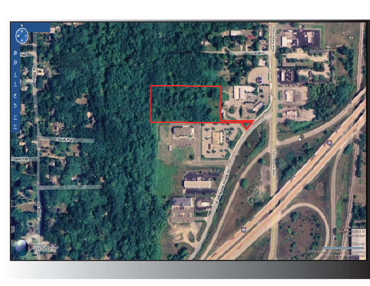 Primary Photo Of Marquette Woods Rd, Stevensville Land For Sale