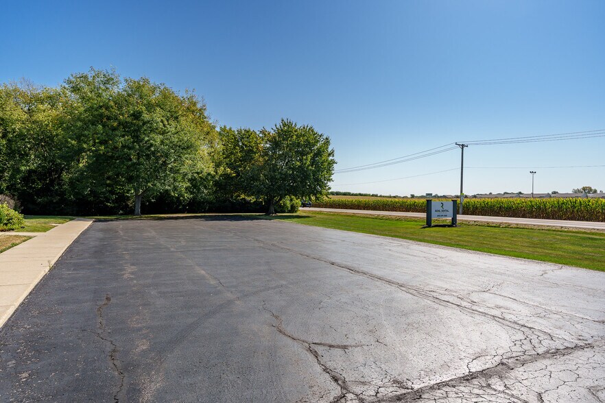 More Photos Of 7550 Rote Rd, Rockford Medical For Sale