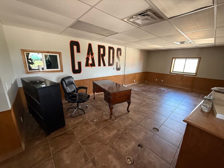 More Photos Of 6082 S Industrial Dr, Chelsea Manufacturing For Sale