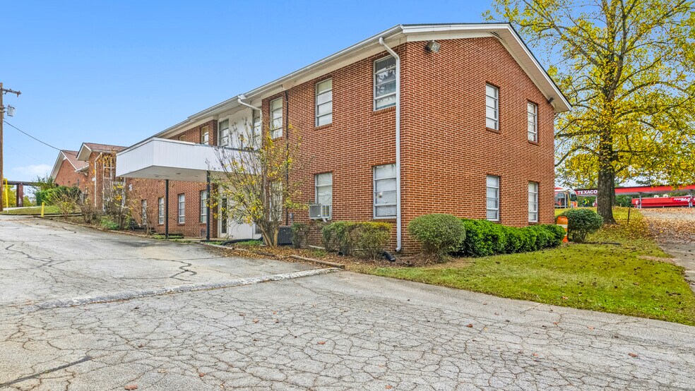 More Photos Of 4528 Rockbridge Rd, Stone Mountain Religious Facility For Sale