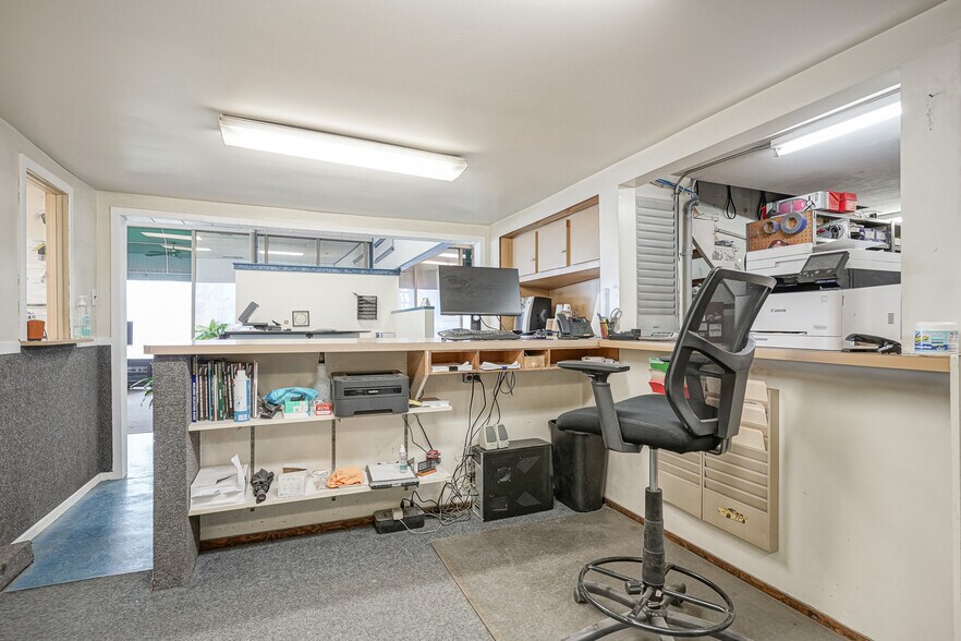 More Photos Of 100 White Horse Pike, Oaklyn Auto Dealership For Sale