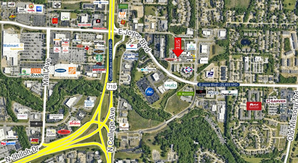 More Photos Of 1364 E Augustine Ln, Fayetteville Storefront For Lease