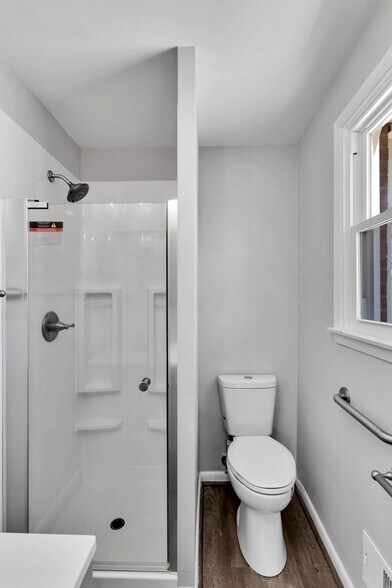 More Photos Of 1060 Pittsburgh Rd, Valencia Office Residential For Sale