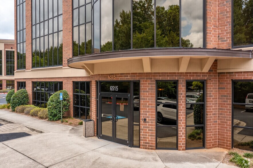More Photos Of 6515 Shiloh Rd, Alpharetta Loft Creative Space For Sale