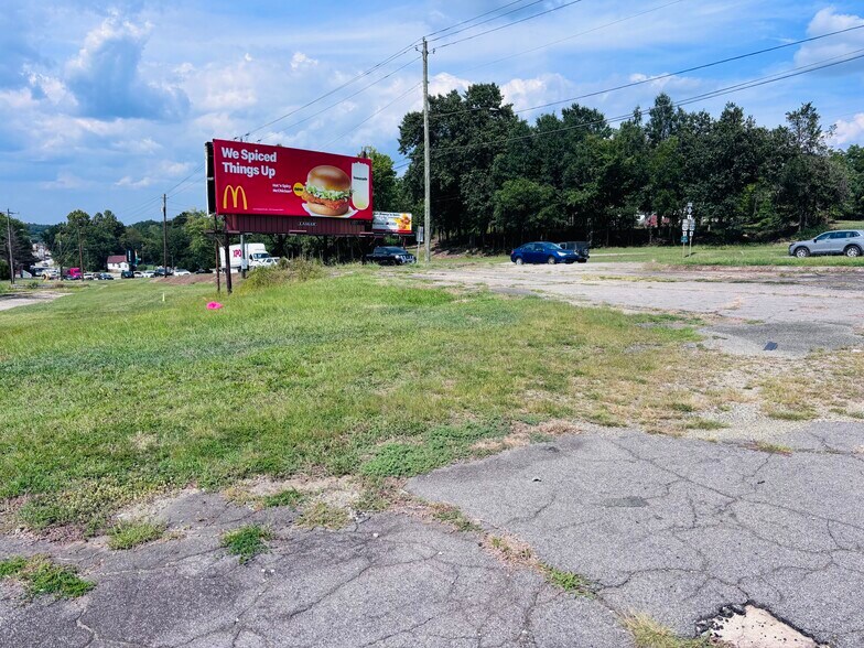 More Photos Of 613 S Madison Blvd, Roxboro Land For Sale