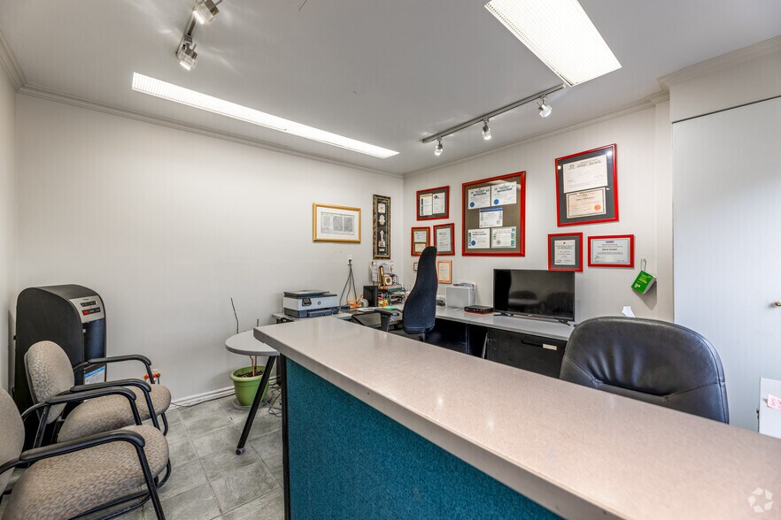 More Photos Of 15 Bentworth Ave, Toronto General Retail For Sale