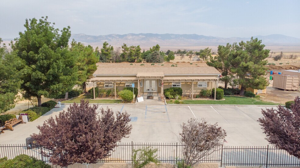 More Photos Of 28101 W Avenue C6, Lancaster Office Residential For Sale