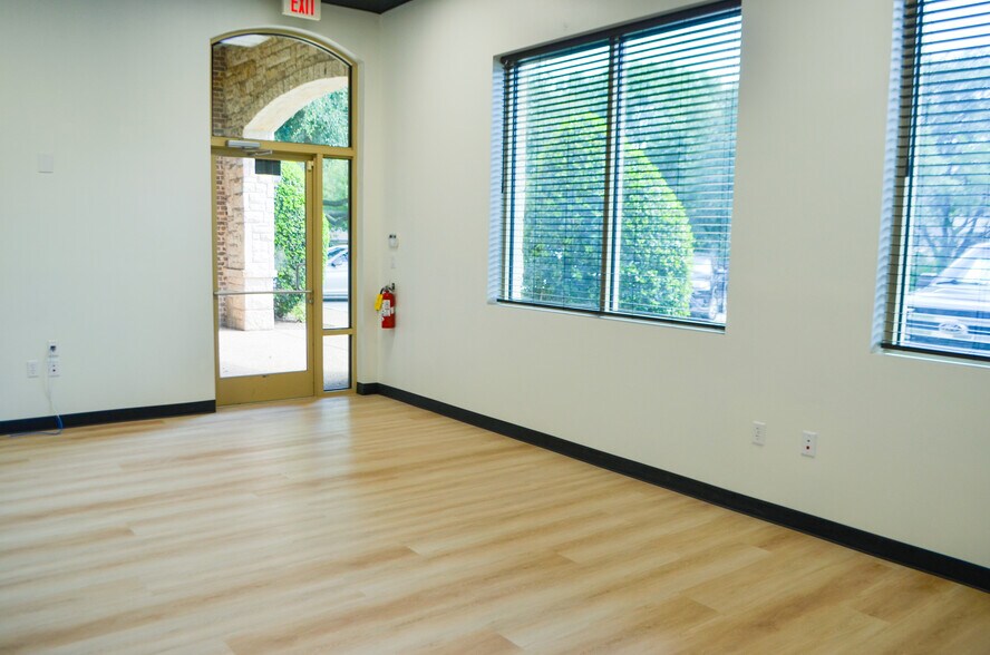 More Photos Of 3880 Parkwood Blvd, Frisco Medical For Lease