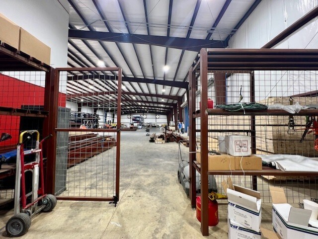 More Photos Of 163 Sharp Davis Rd, Arcadia Distribution For Sale