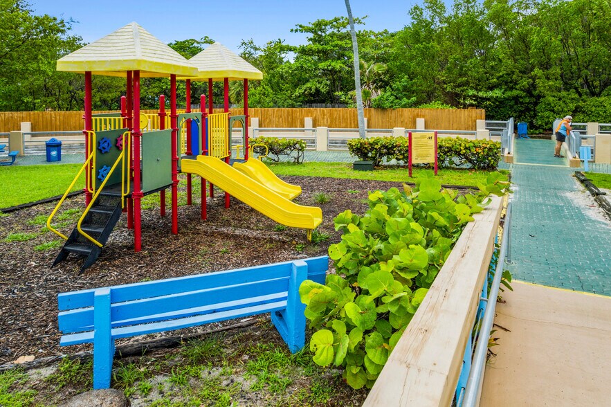 More Photos Of 4400 Rickenbacker Cswy, Miami Specialty For Sale