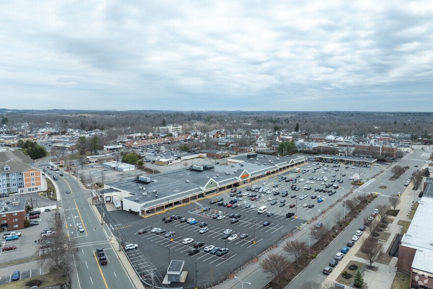 More Photos Of 19-143 Memorial Pky, Randolph Unknown For Lease