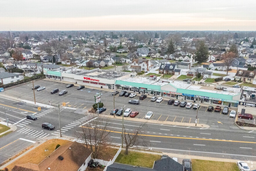 More Photos Of 2026 N Jerusalem Rd, North Bellmore General Retail For Sale
