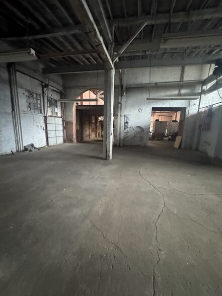 More Photos Of 419 Chapel St, New Haven Warehouse For Sale