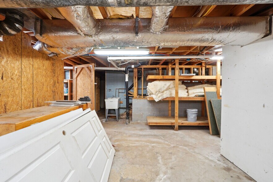 More Photos Of 1137 Alpharetta St, Roswell Office Residential For Lease