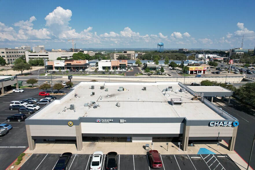 More Photos Of 7959 Fredericksburg Rd, San Antonio Unknown For Lease