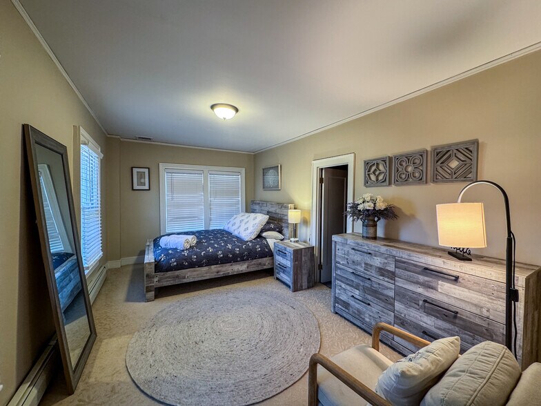 More Photos Of 24 Genesee St, New Berlin Specialty For Sale