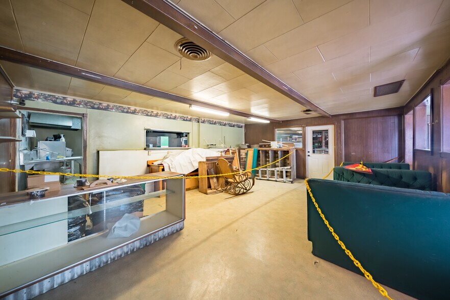 More Photos Of 19215 CA-46 East, Shandon General Retail For Sale