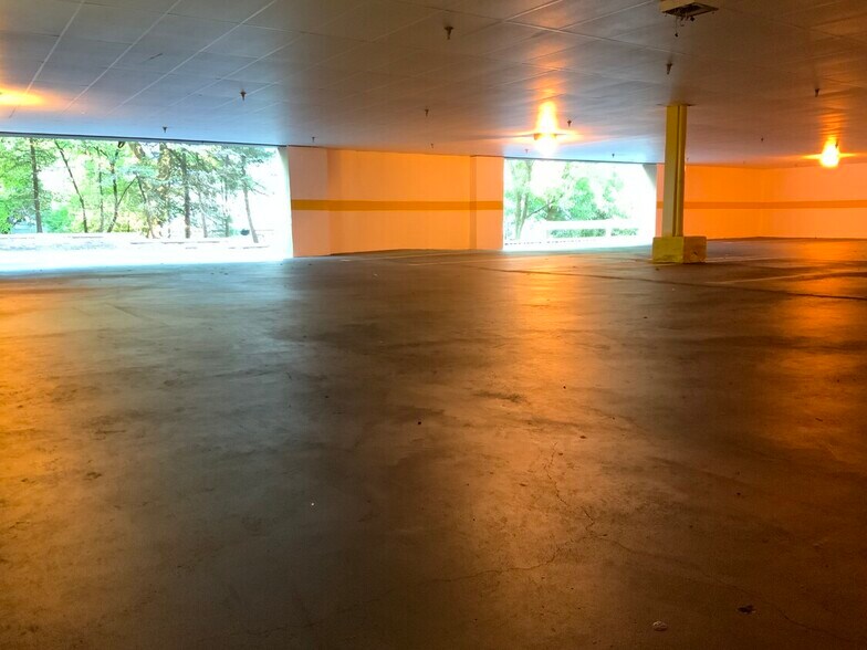 More Photos Of 369 Ashford Ave, Dobbs Ferry Medical For Lease