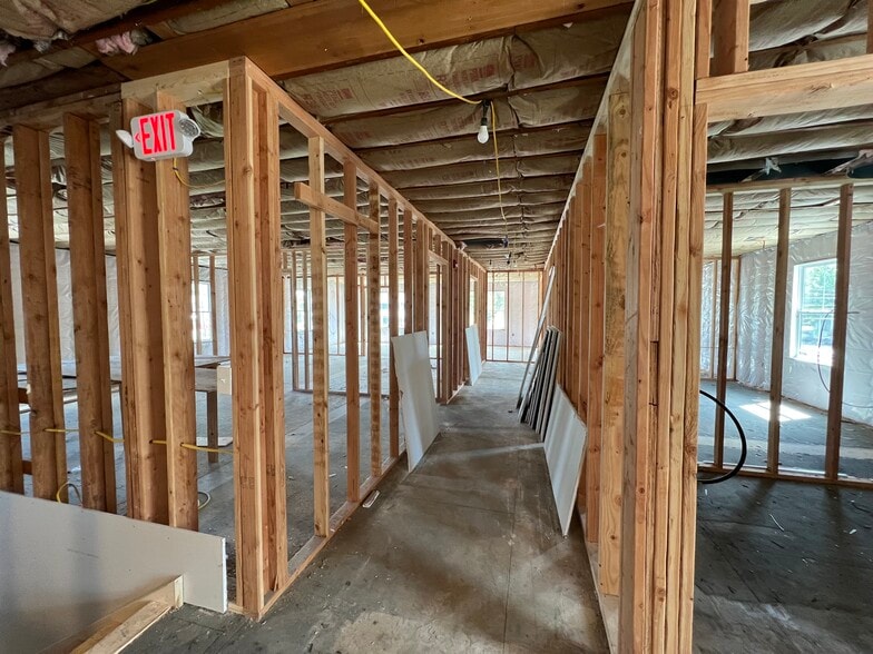 More Photos Of 821 Boston Post Rd, Old Saybrook Storefront Retail Office For Lease